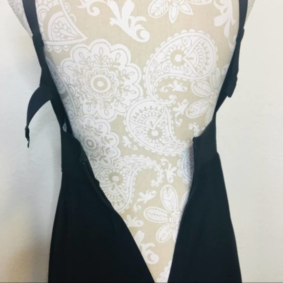 Elizabeth & James Black Maxi Dress Sz. 0 - Picture 6 of 7